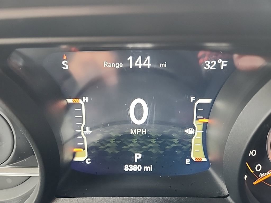 Certified 2024 Jeep Wrangler Unlimited Rubicon w/ XTREMEE 35" Tire Package image 20