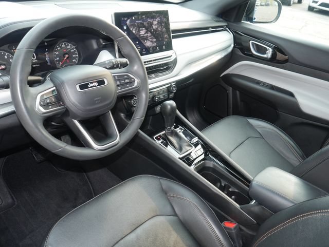 Used 2023 Jeep Compass Limited AWD/4WD image 13