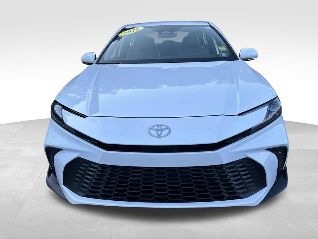 Certified 2025 Toyota Camry SE w/ Convenience Package FWD image 8
