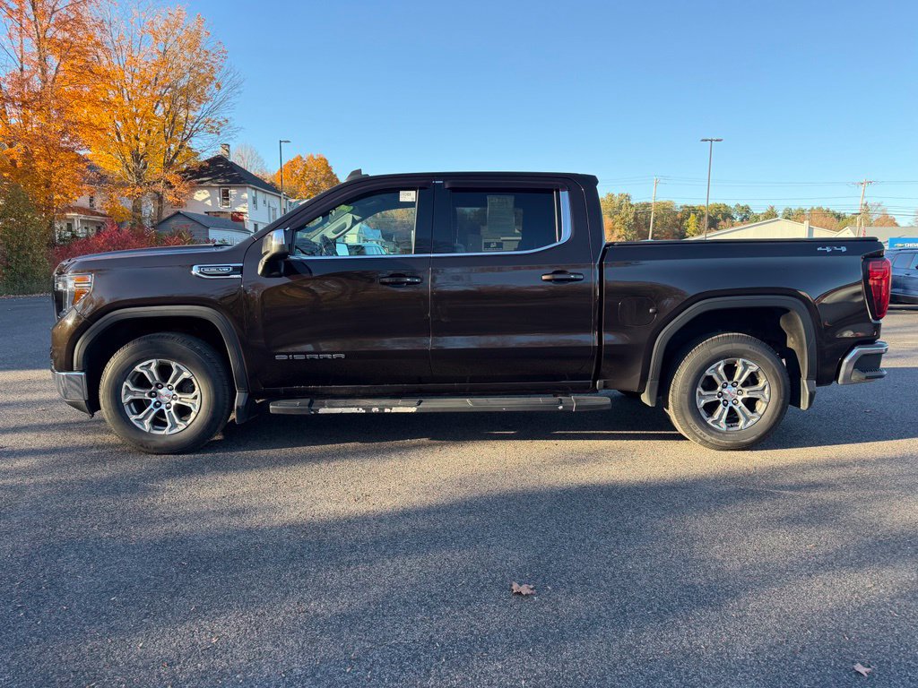 Used 2020 GMC Sierra 1500 SLE w/ SLE Value Package AWD/4WD image 3