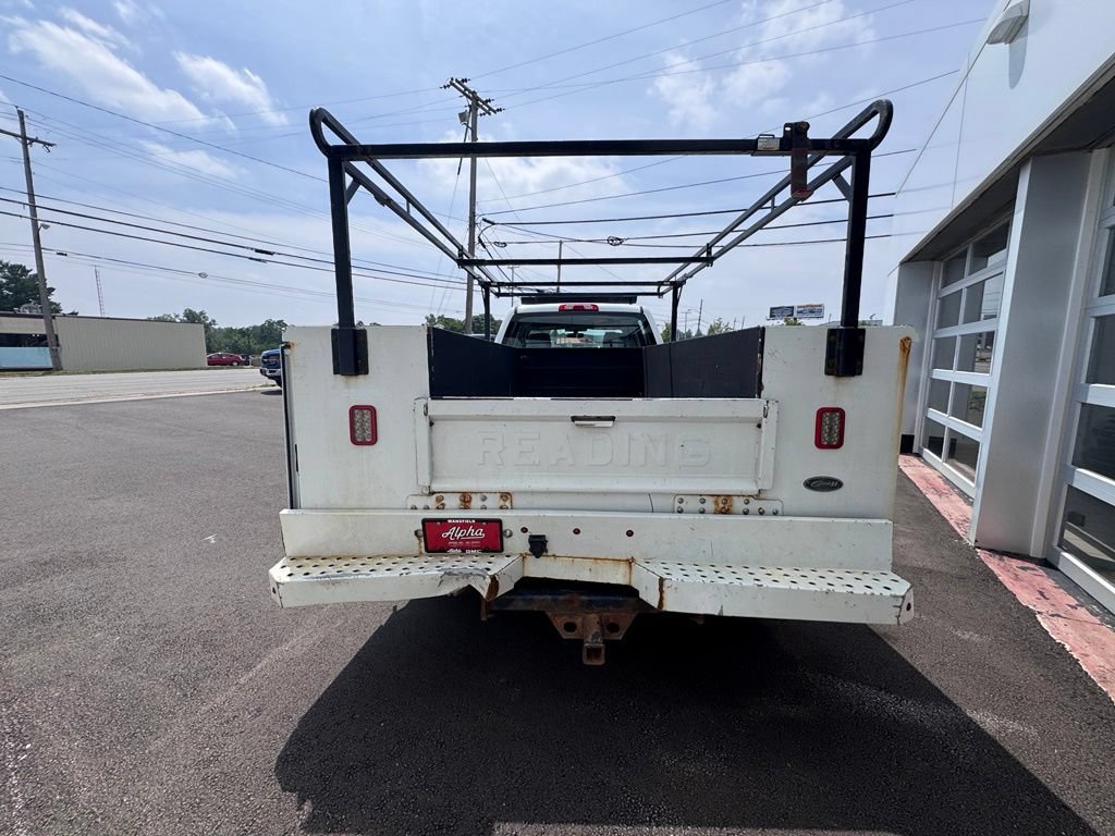 Used 2018 Chevrolet Silverado 3500 W/T RWD image 4