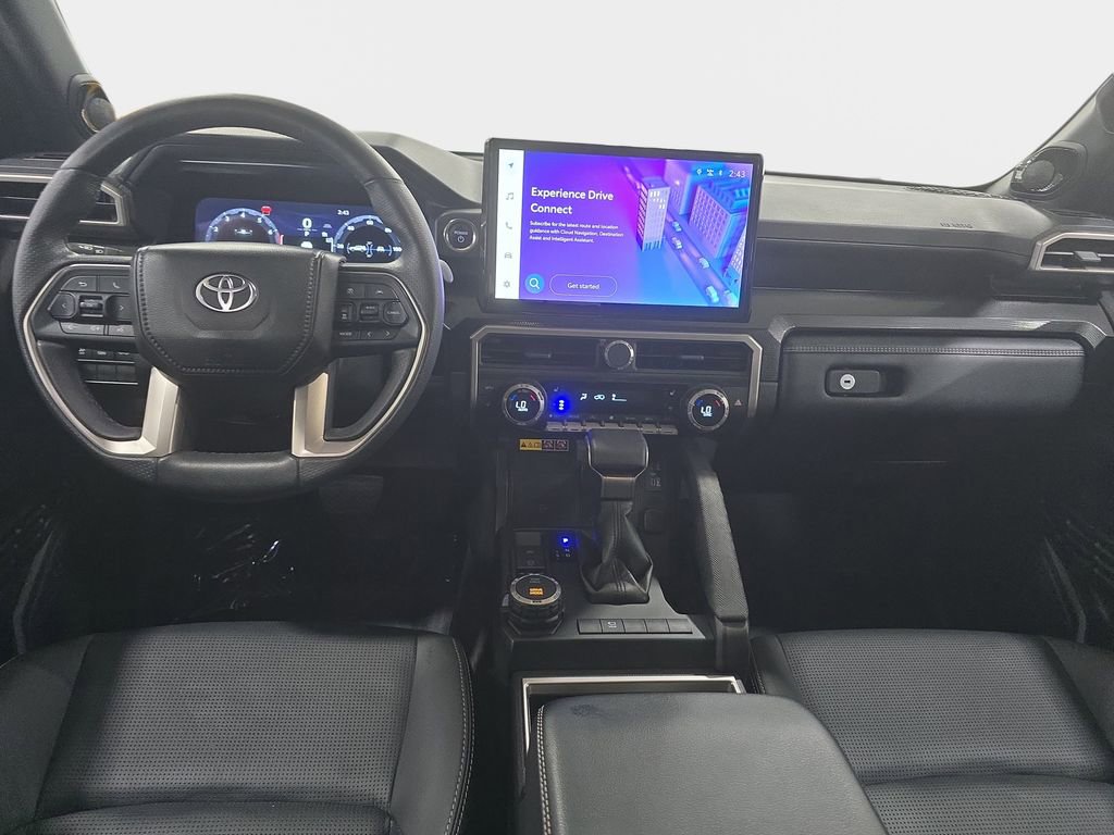 Used 2025 Toyota 4Runner Limited AWD/4WD image 10
