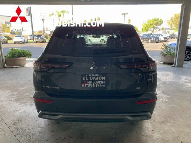 New 2026 Mitsubishi Outlander SE AWD/4WD image 4