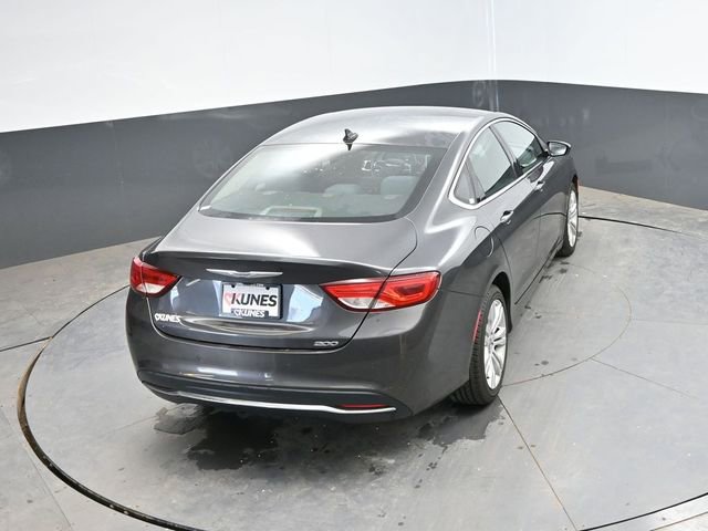 Used 2015 Chrysler 200 Limited w/ Spring Special Group FWD image 39