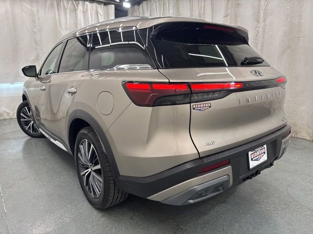 Used 2023 INFINITI QX60 Sensory AWD/4WD image 6