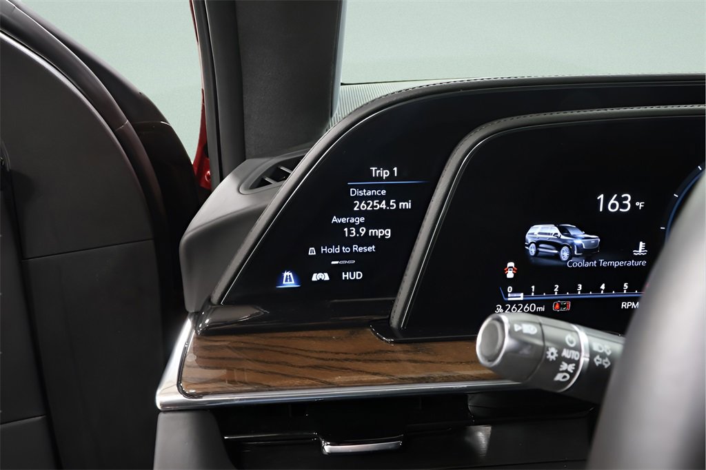 Used 2024 Cadillac Escalade ESV Sport Platinum w/ LPO, ONYX Package image 15