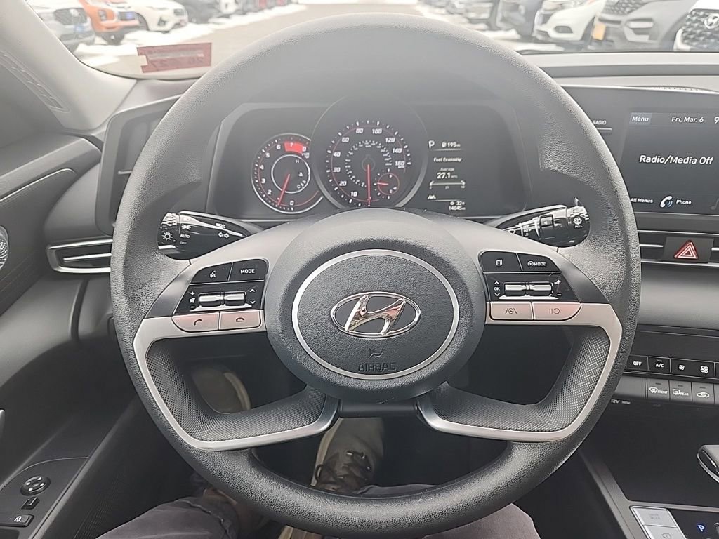 Certified 2023 Hyundai Elantra SEL image 14