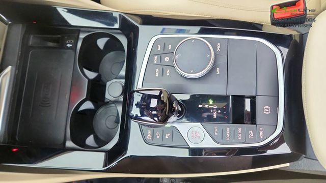 Used 2025 BMW X4 M40i w/ Premium Package image 50