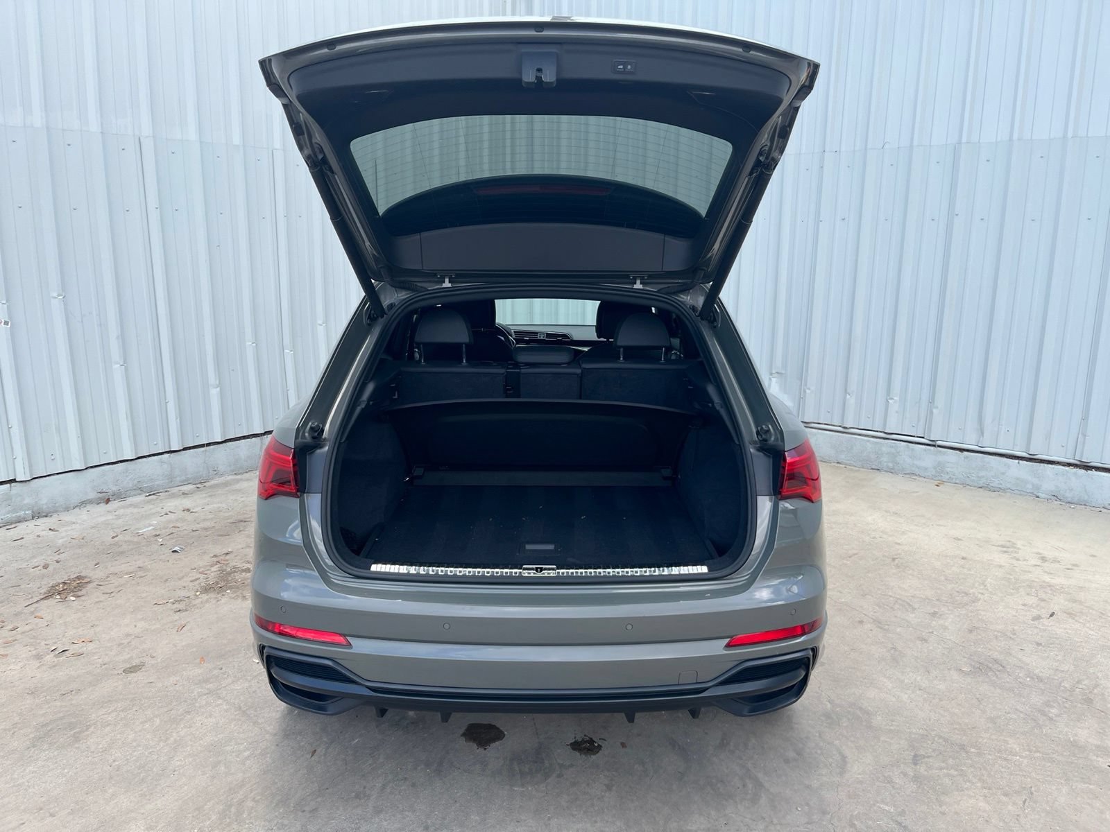 Used 2020 Audi Q3 2.0T Prestige w/ Prestige Package AWD/4WD image 8