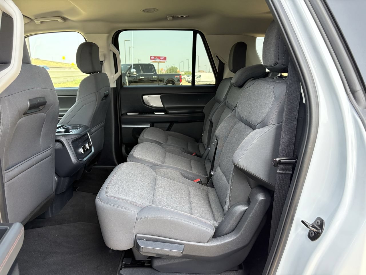 Used 2025 Ford Expedition Max Active RWD image 28