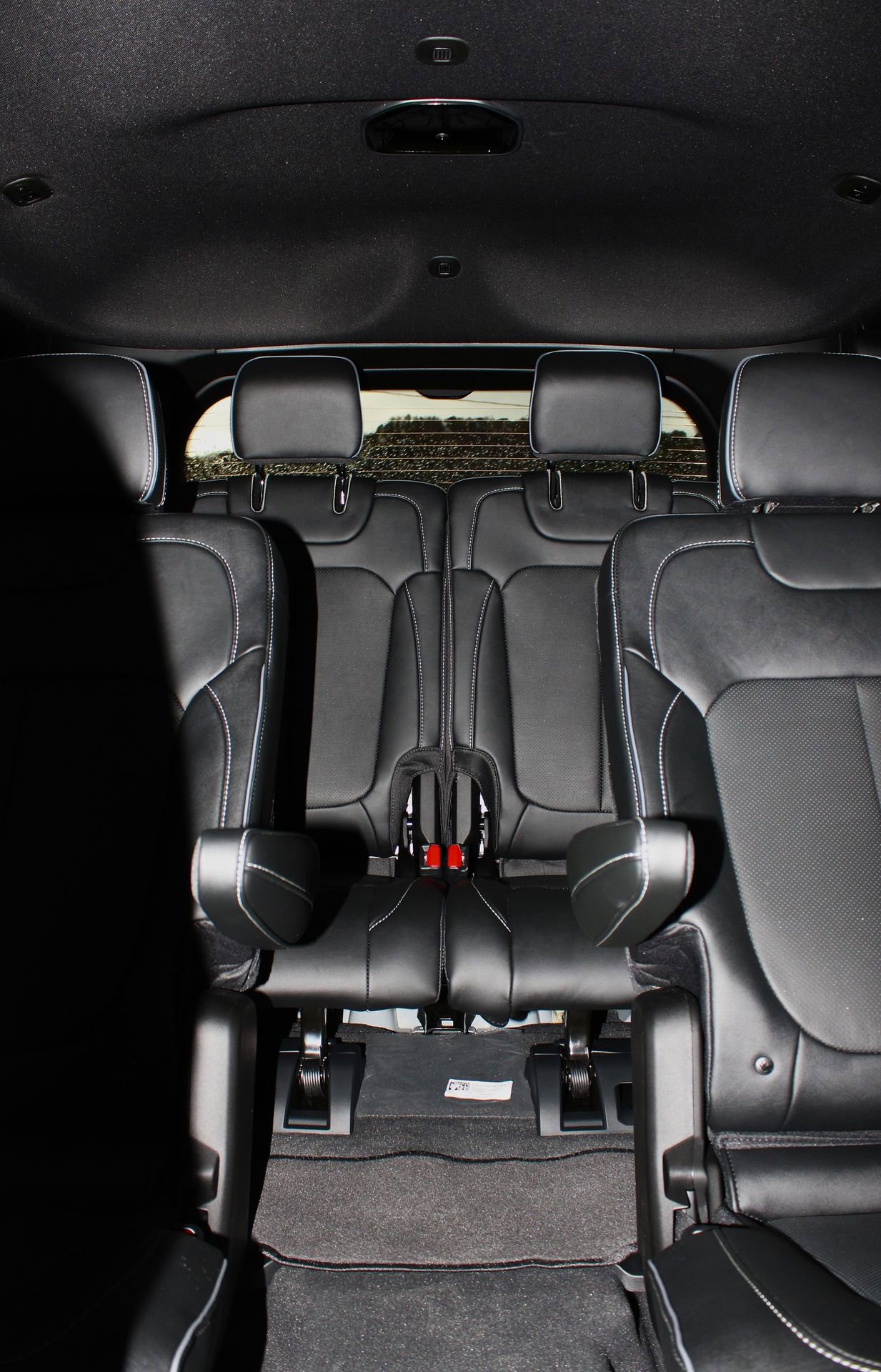 New 2025 Jeep Grand Cherokee L Overland w/ Advanced Protech Group III image 29