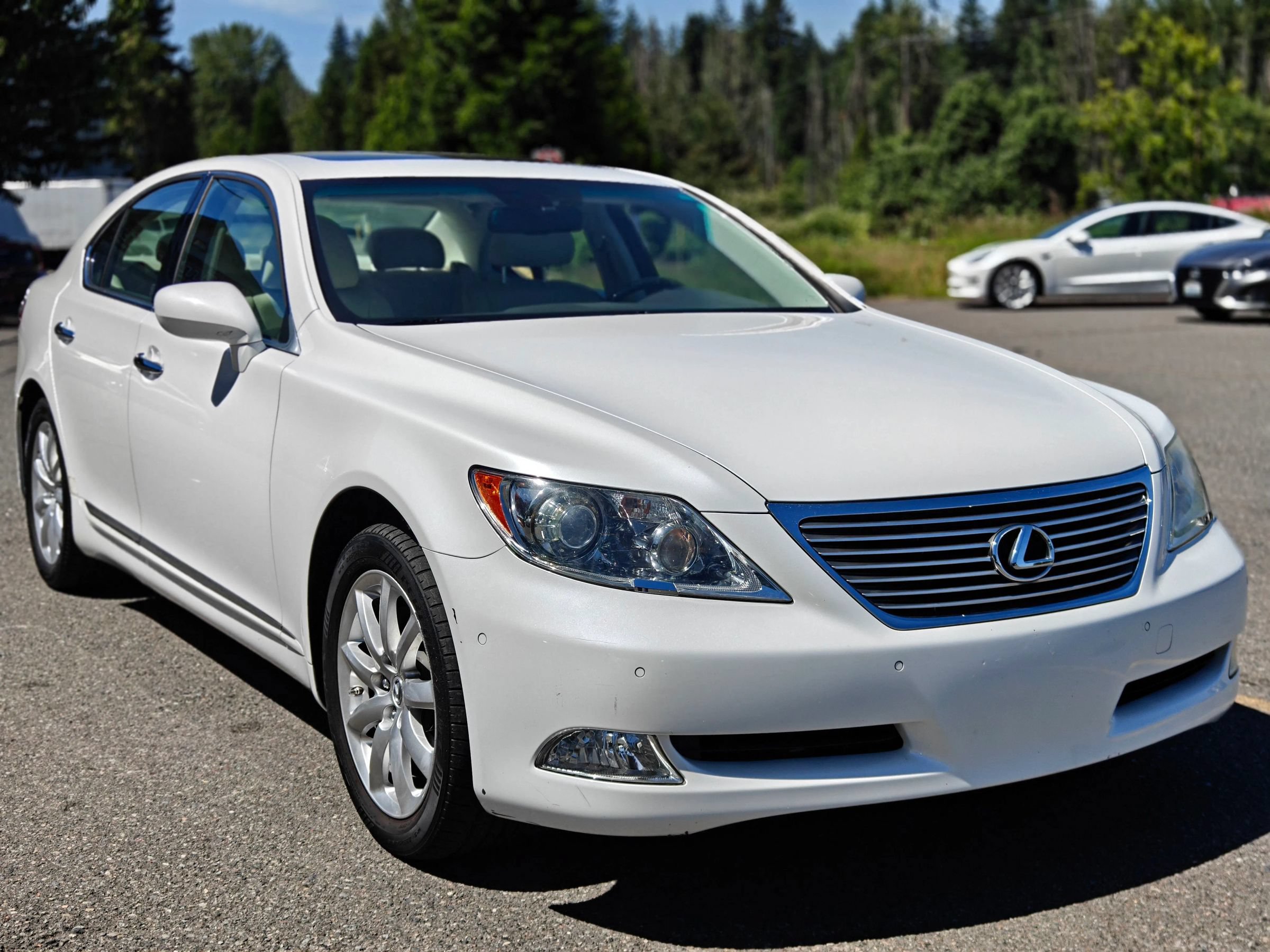 Used 2007 Lexus LS 460 w/ Comfort Pkg