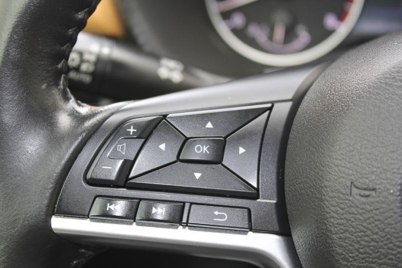 Used 2022 Nissan Sentra SV w/ SV Premium Package FWD image 25