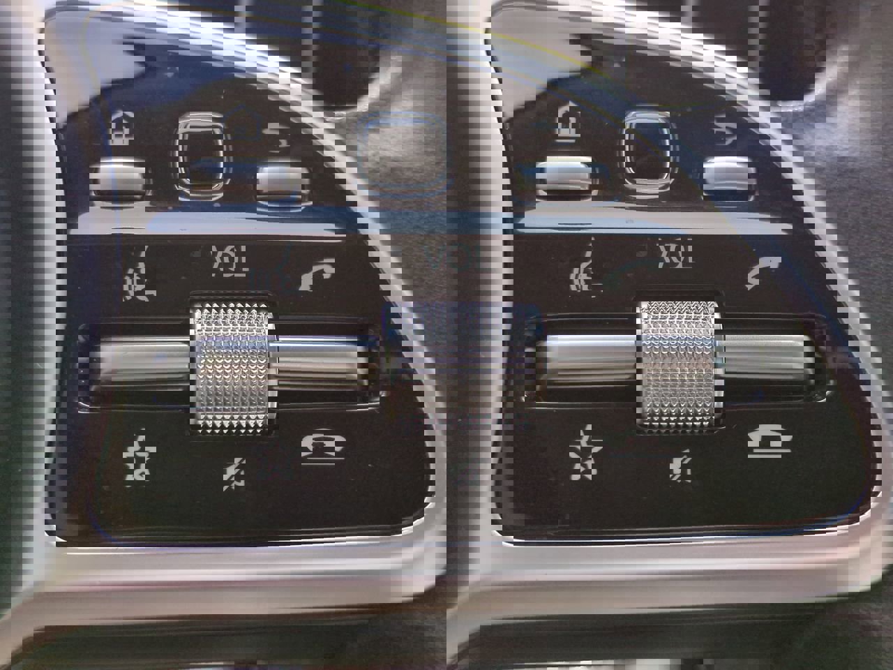 Used 2020 Mercedes-Benz C 300 Sedan image 25