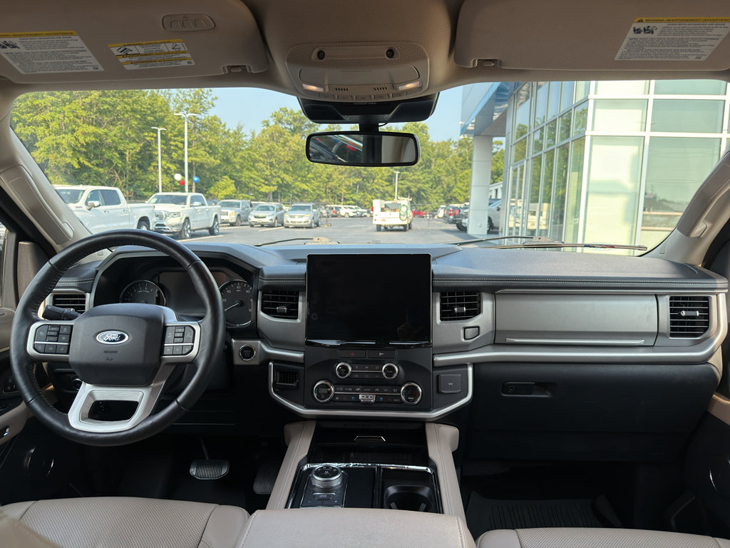 Used 2022 Ford Expedition Max XLT RWD image 12