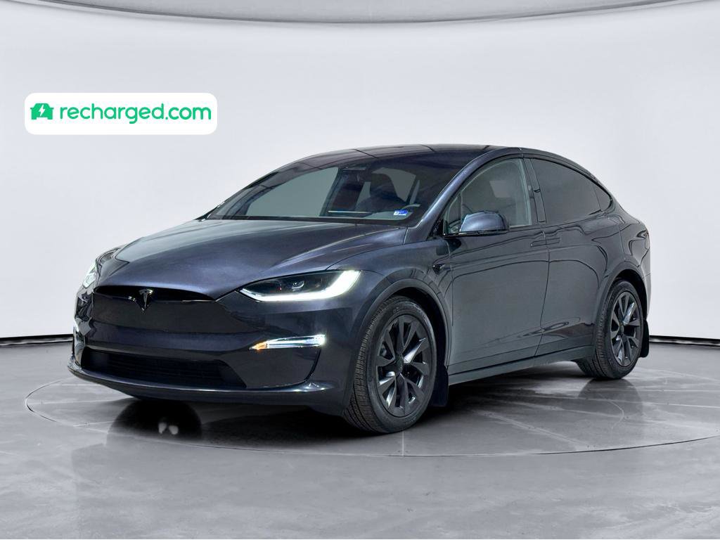 Used 2024 Tesla Model X image 1