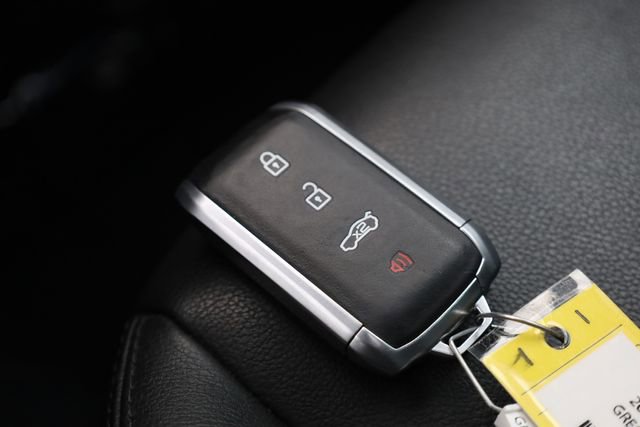 Used 2024 Maserati Grecale GT image 26