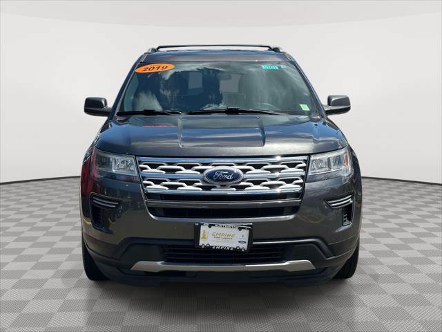 Used 2019 Ford Explorer XLT AWD/4WD image 7