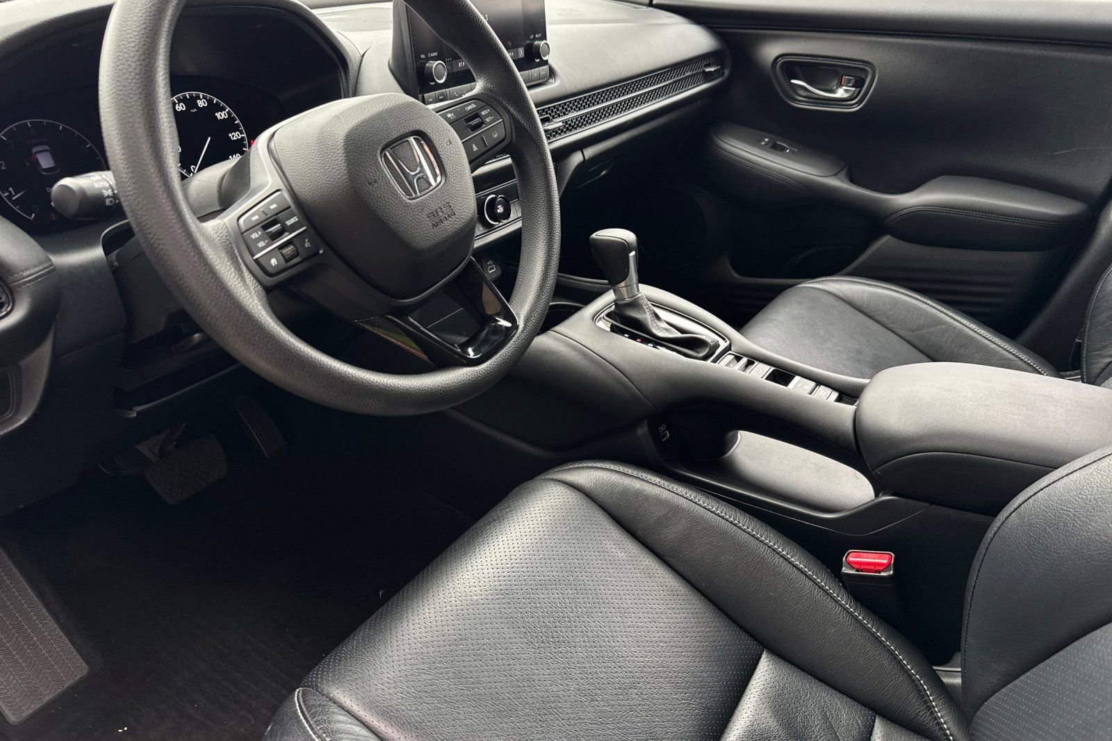 Certified 2023 Honda HR-V LX image 10