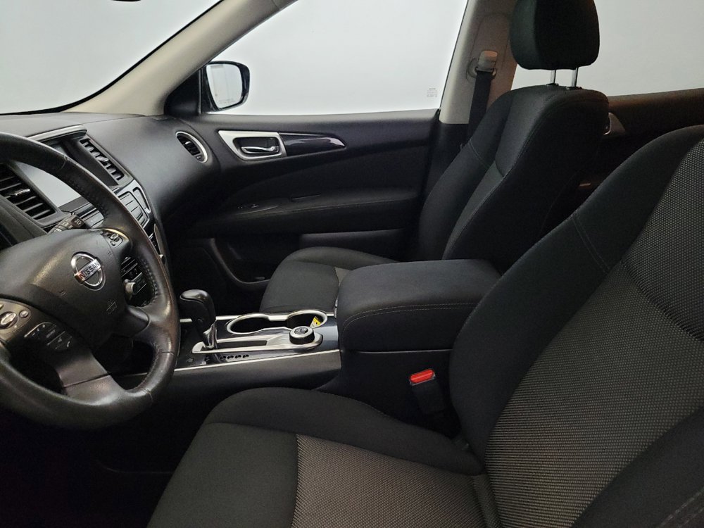 Used 2017 Nissan Pathfinder SV AWD/4WD image 17