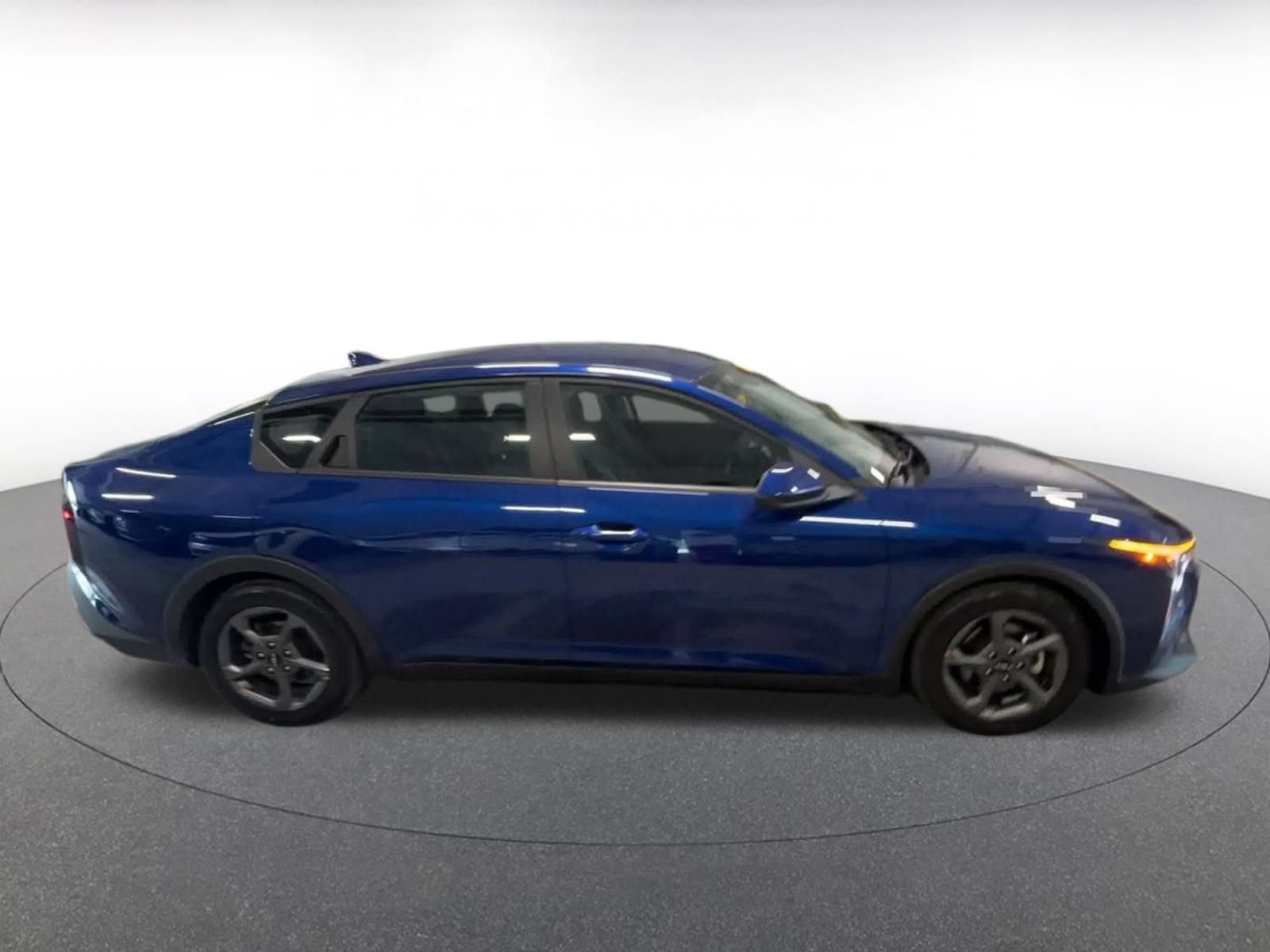 Used 2025 Kia K4 FWD image 14