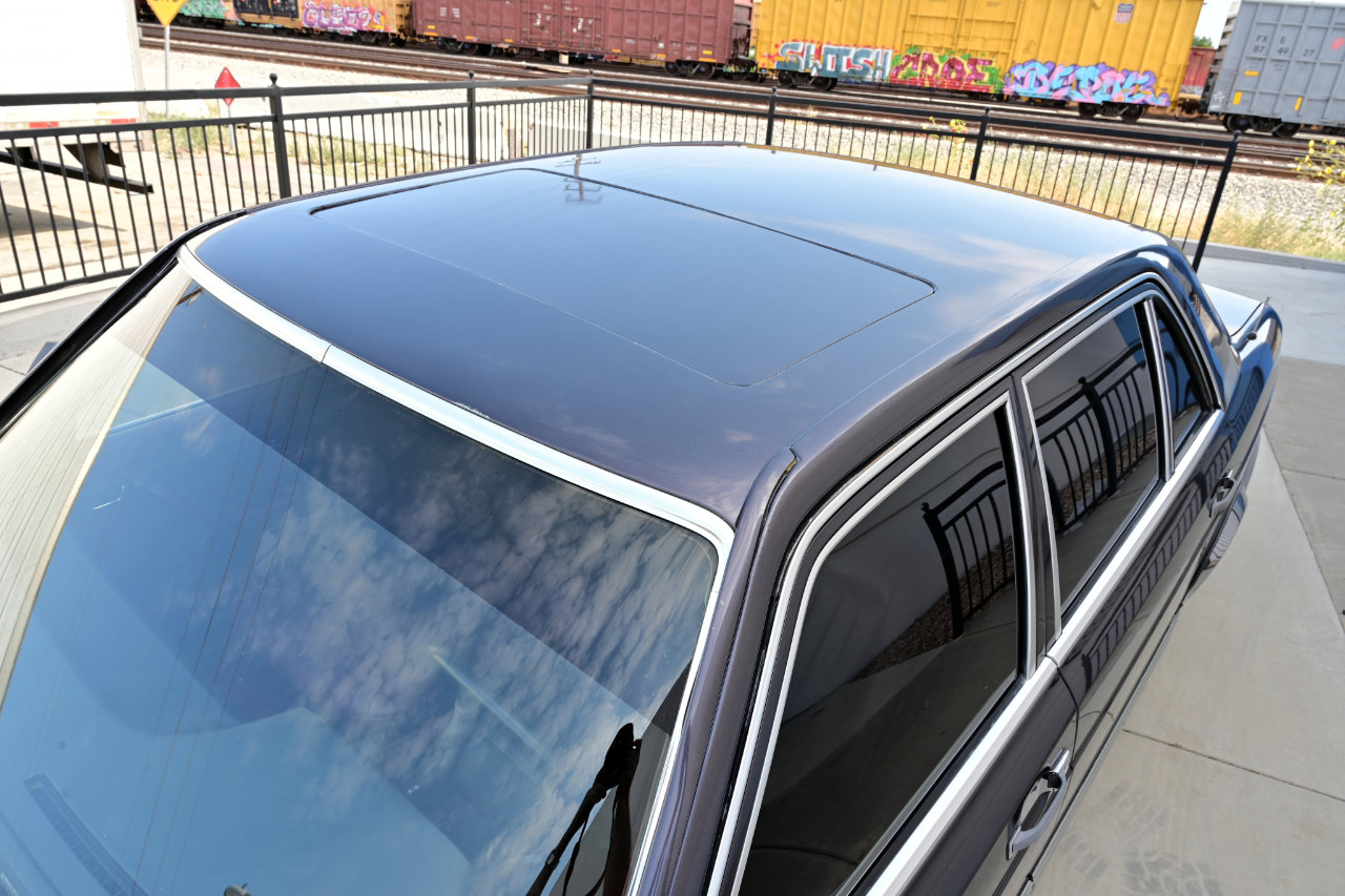 Used 1986 Mercedes-Benz 560 SEL image 46