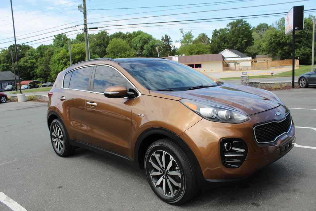 Used 2019 Kia Sportage EX w/ EX Premium Package AWD/4WD image 3