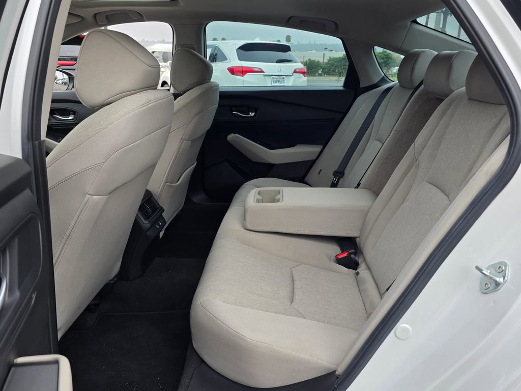 Used 2025 Honda Accord SE image 17