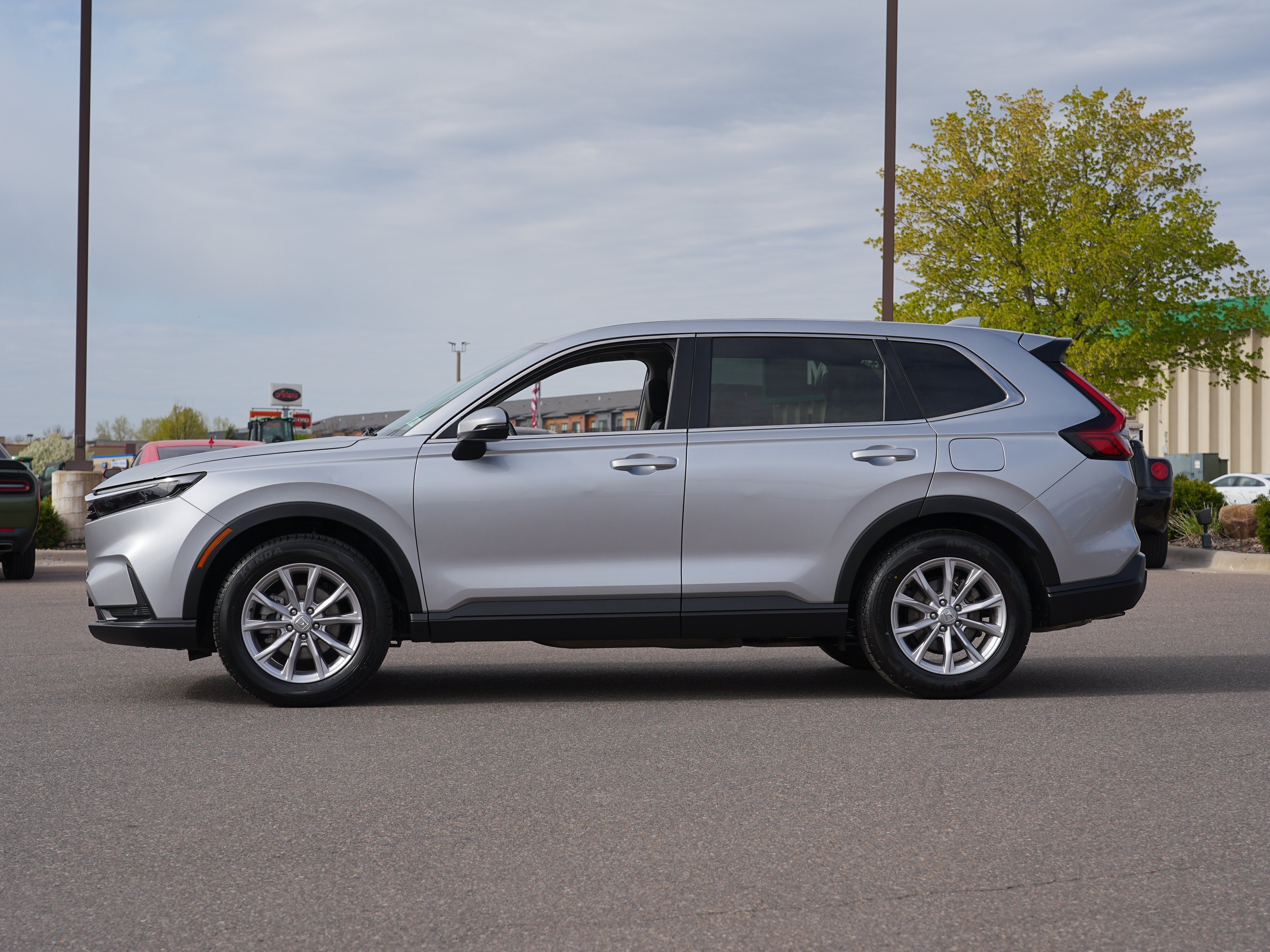 Used 2024 Honda CR-V EX-L image 6