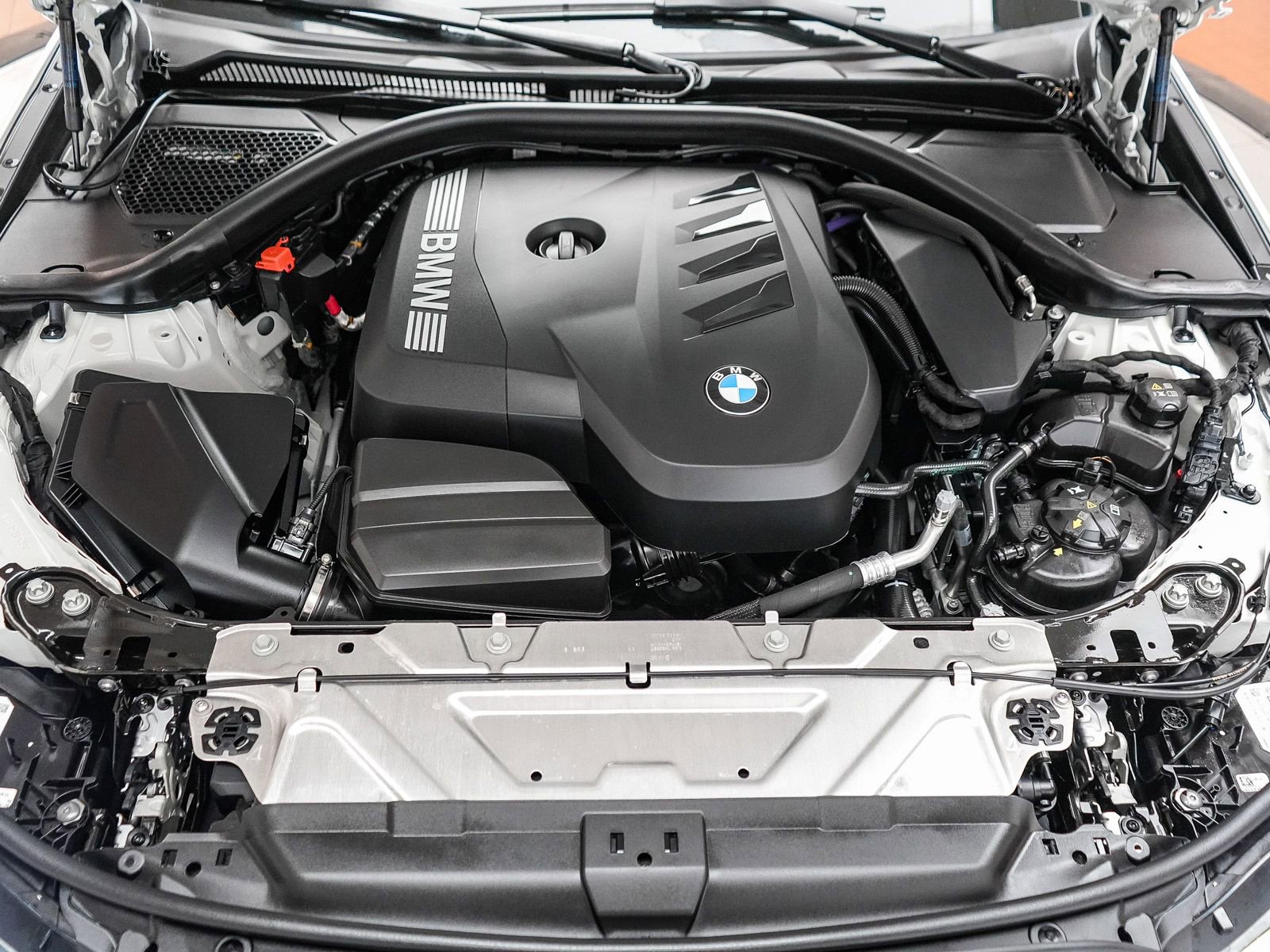 Used 2026 BMW 330i Sedan w/ Premium Package RWD image 29