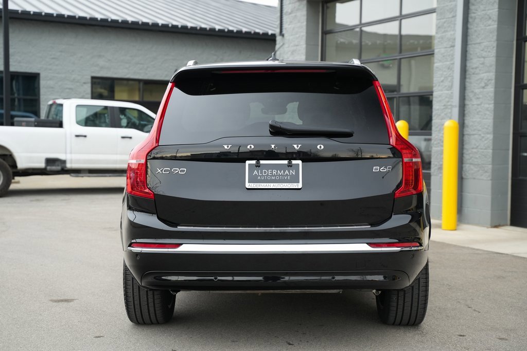Used 2024 Volvo XC90 B6 Plus w/ Protection Package image 21