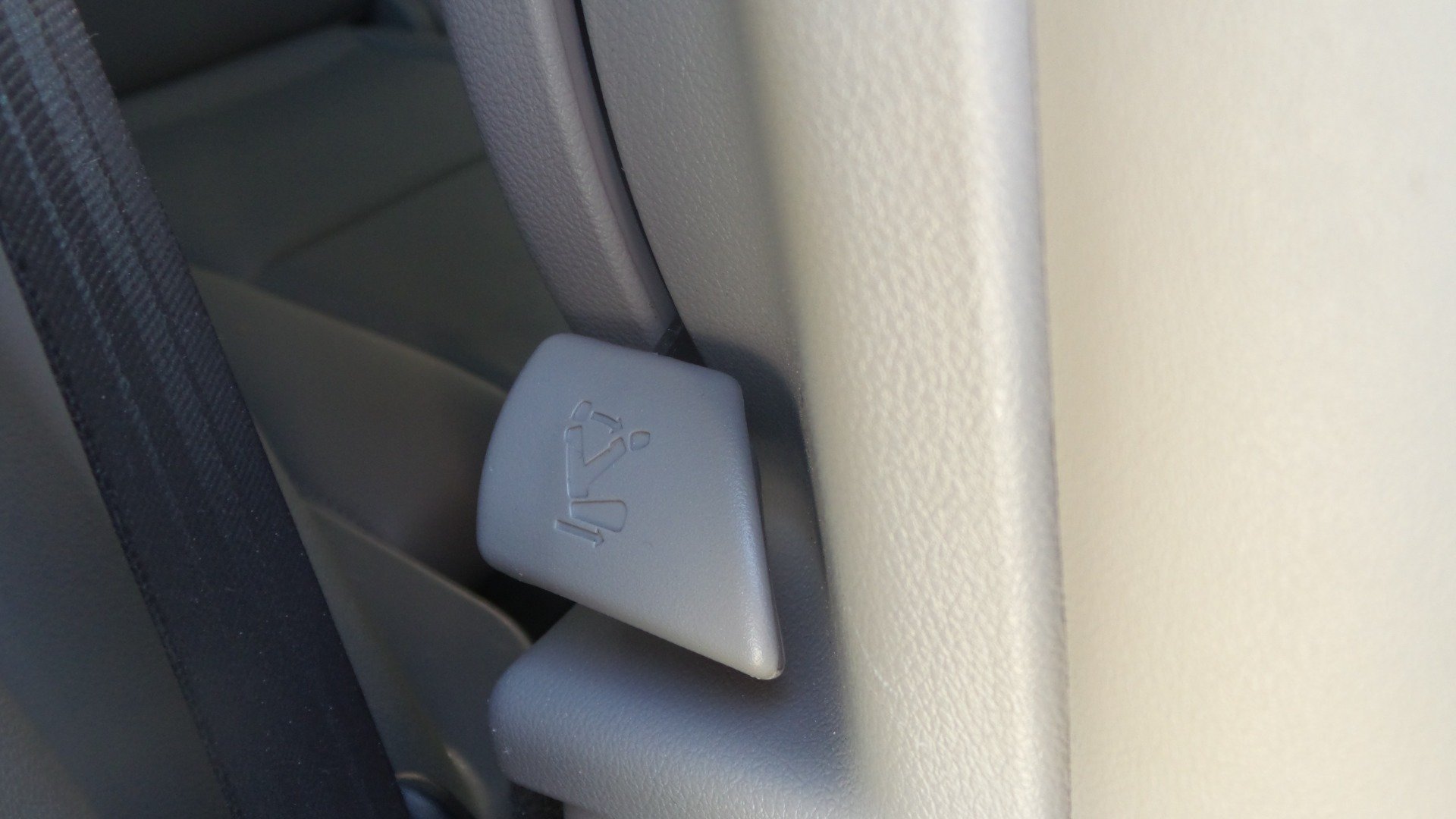 Used 2010 Honda Pilot Touring image 36