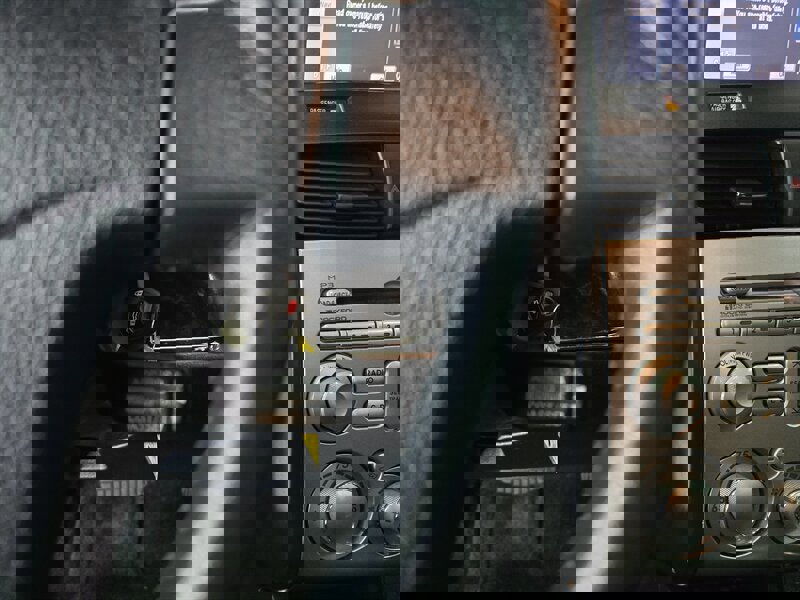 Used 2012 Mitsubishi Galant ES image 22