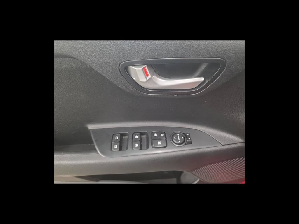 Used 2018 Kia Rio S FWD image 12