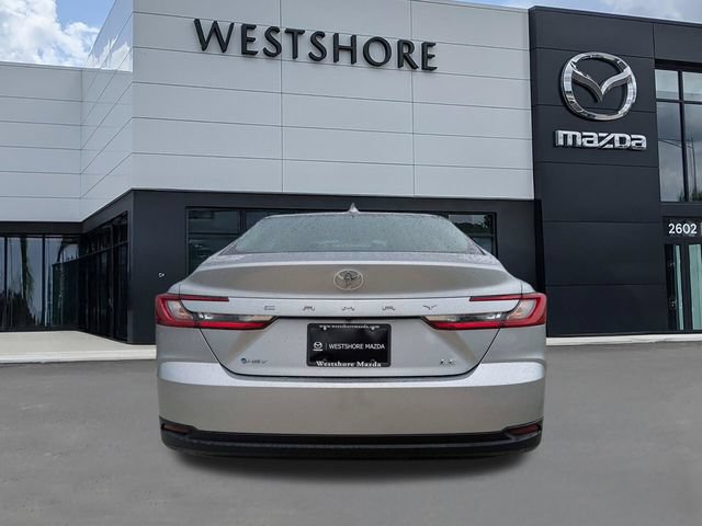 Used 2025 Toyota Camry LE FWD image 4
