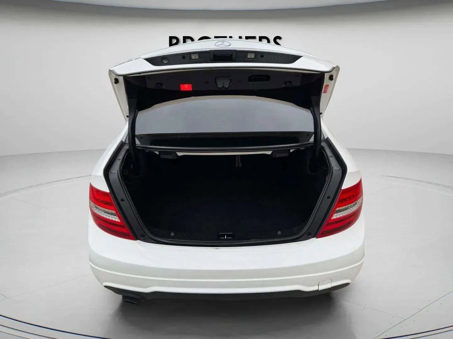 Used 2015 Mercedes-Benz C 250 Coupe image 18