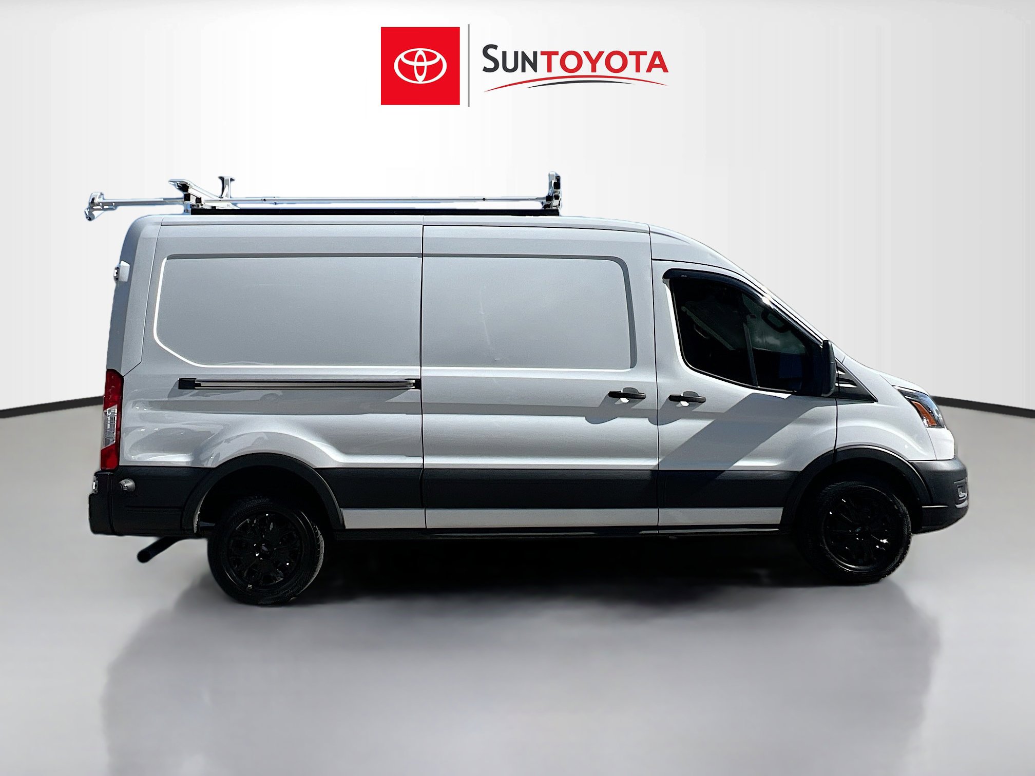 Used 2020 Ford Transit 250 Medium Roof image 2