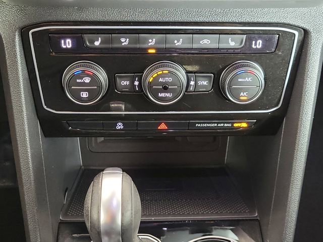 Used 2022 Volkswagen Atlas Cross Sport SE AWD/4WD image 28