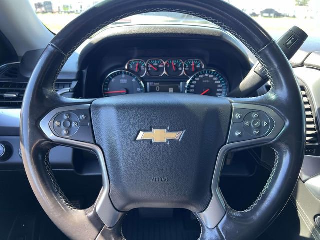 Used 2018 Chevrolet Suburban LT image 17