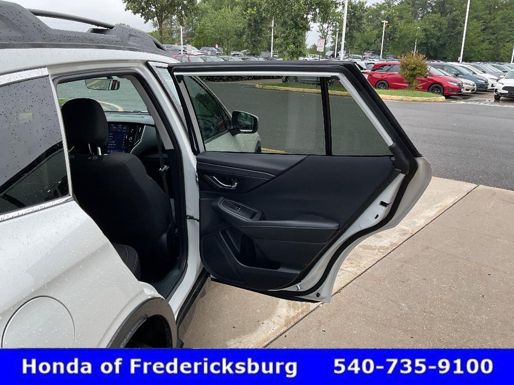 Used 2021 Subaru Outback Premium AWD/4WD image 18