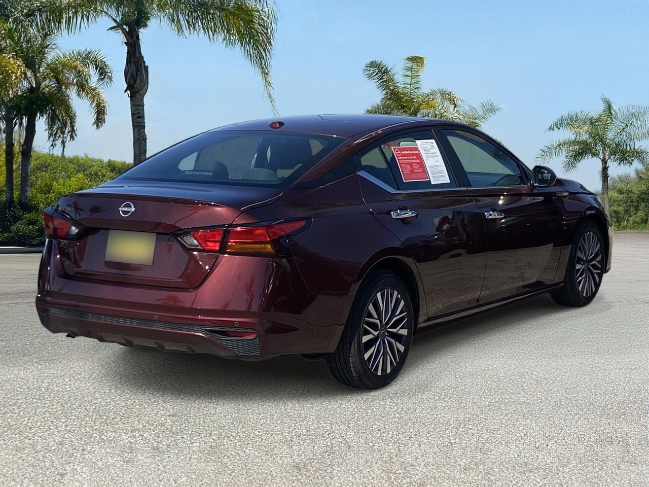 Certified 2025 Nissan Altima 2.5 SV FWD image 5