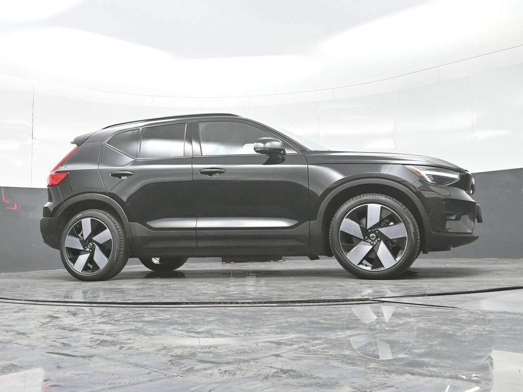 Used 2023 Volvo XC40 Recharge Ultimate w/ Protection Package Premier AWD/4WD image 32