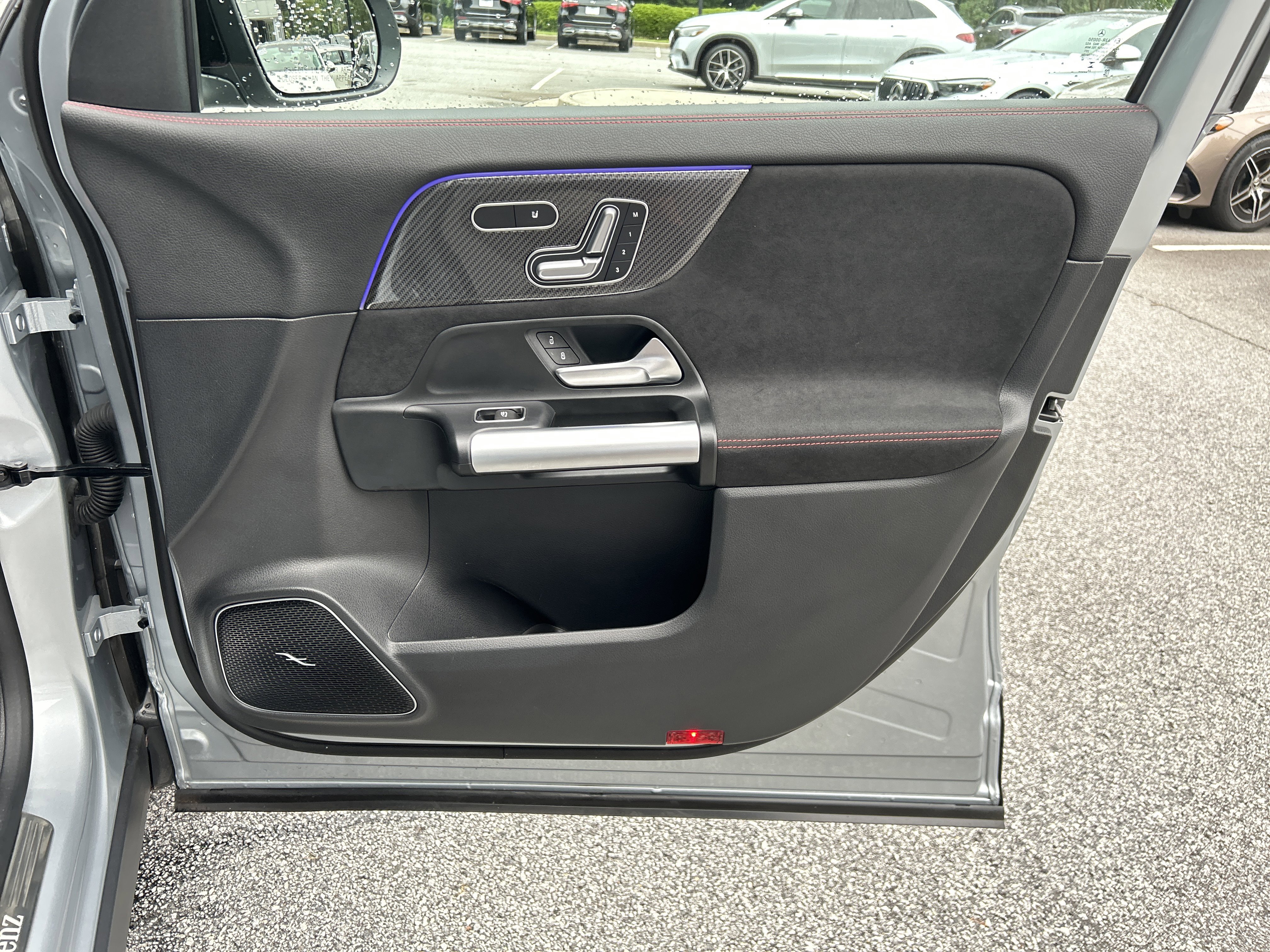Certified 2025 Mercedes-Benz GLA 250 4MATIC image 46