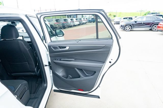 New 2026 Volkswagen Atlas Cross Sport SEL Premium R-Line AWD/4WD image 15