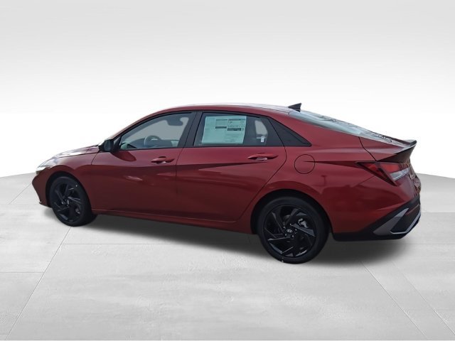 Certified 2026 Hyundai Elantra Sport FWD image 6