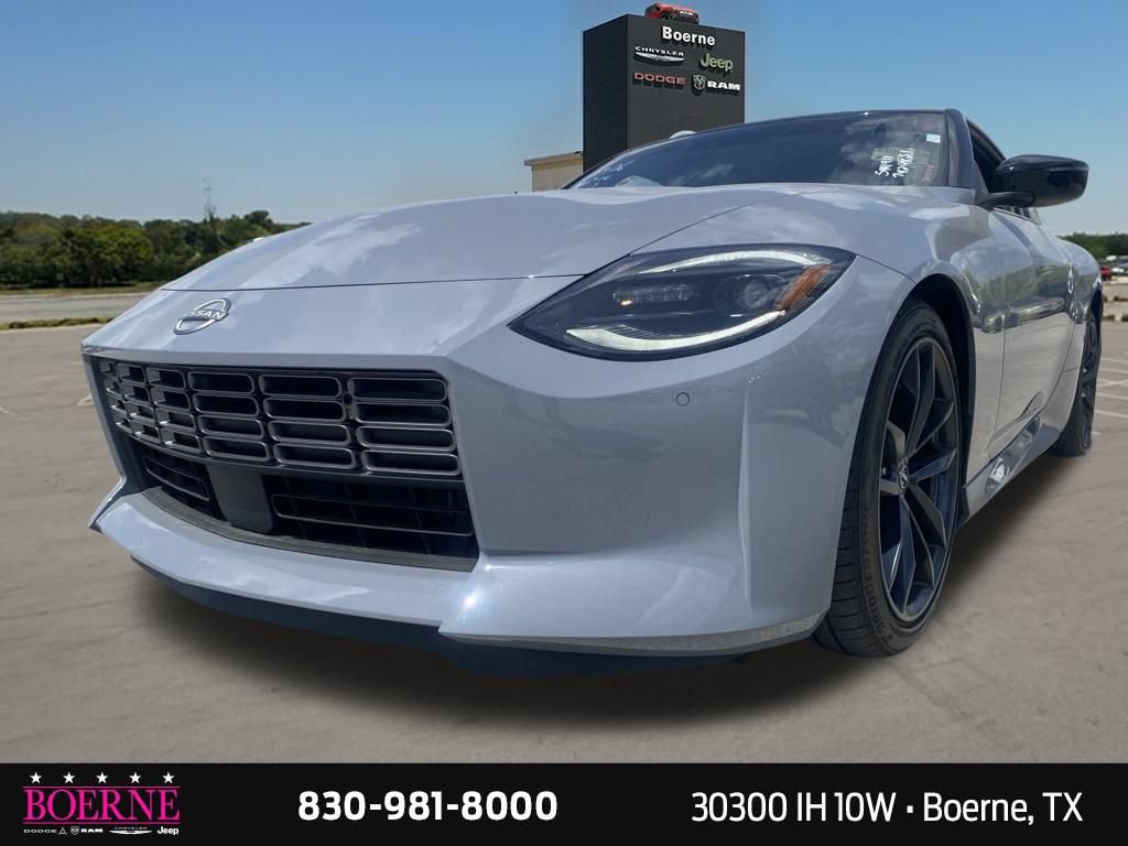 Used 2024 Nissan Z Performance w/ Floor Mat Package RWD image 3
