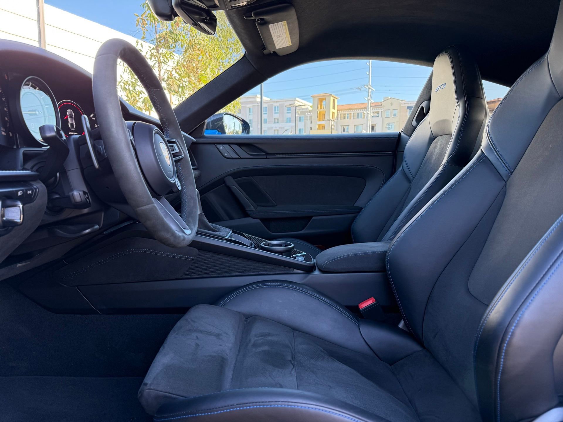 Certified 2022 Porsche 911 GT3 image 13