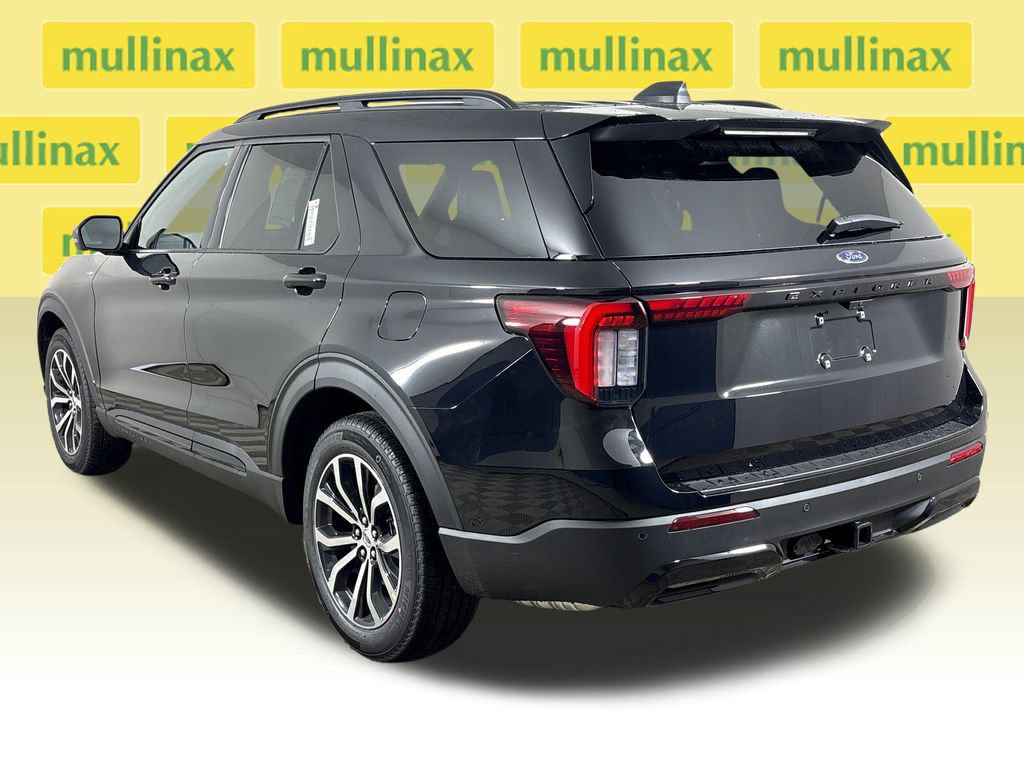 New 2026 Ford Explorer ST-Line RWD image 10
