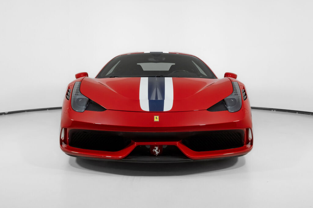 Used 2015 Ferrari 458 Speciale Coupe RWD image 13