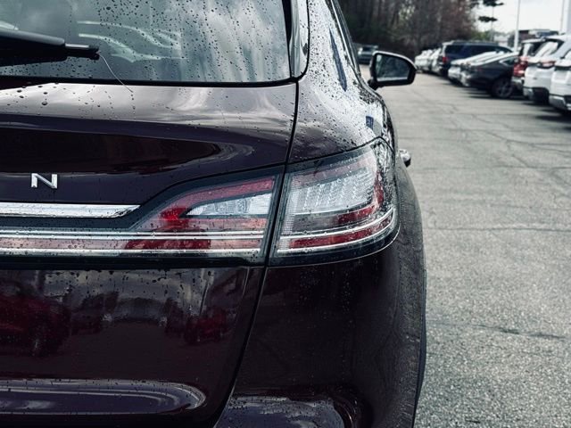 Used 2022 Lincoln Nautilus Reserve image 8